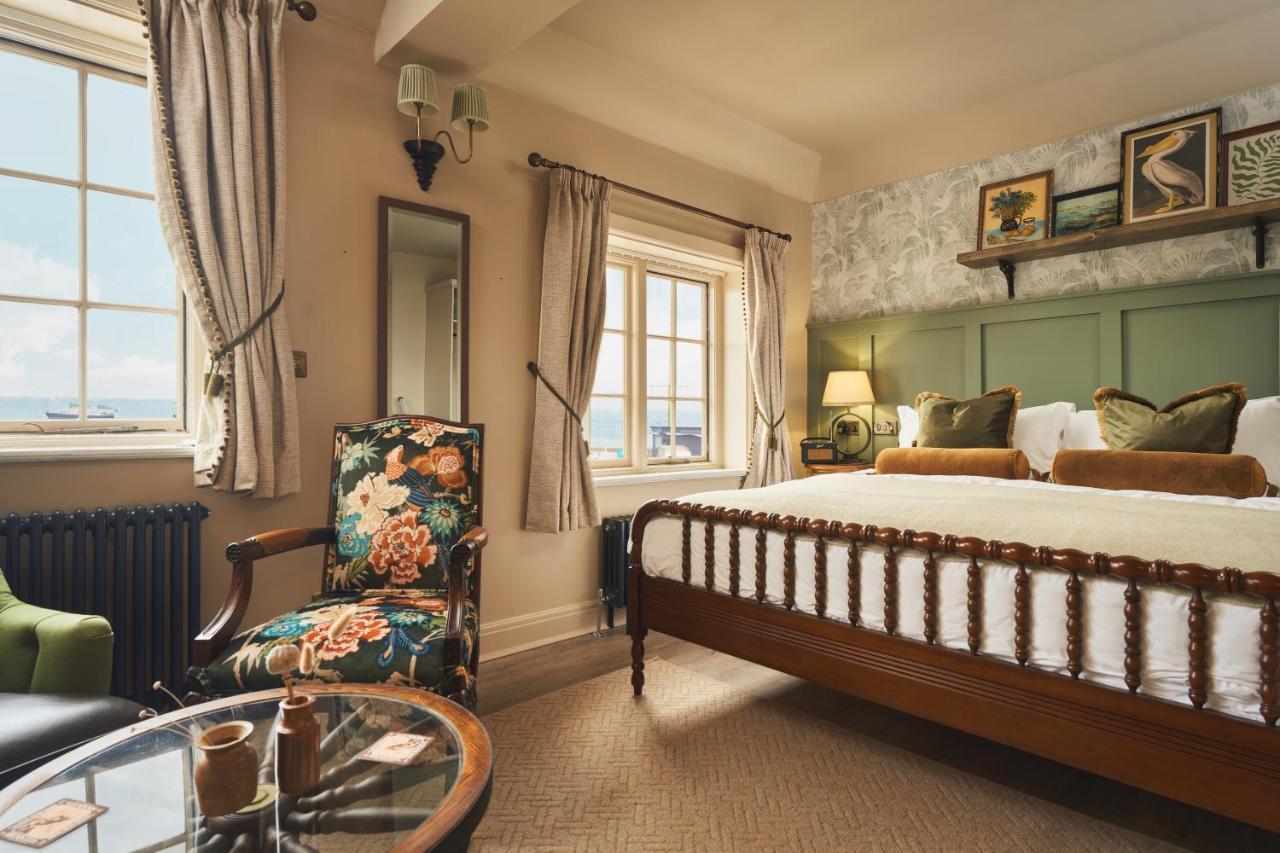 The Rising Sun Hotell Saint Mawes Exteriör bild